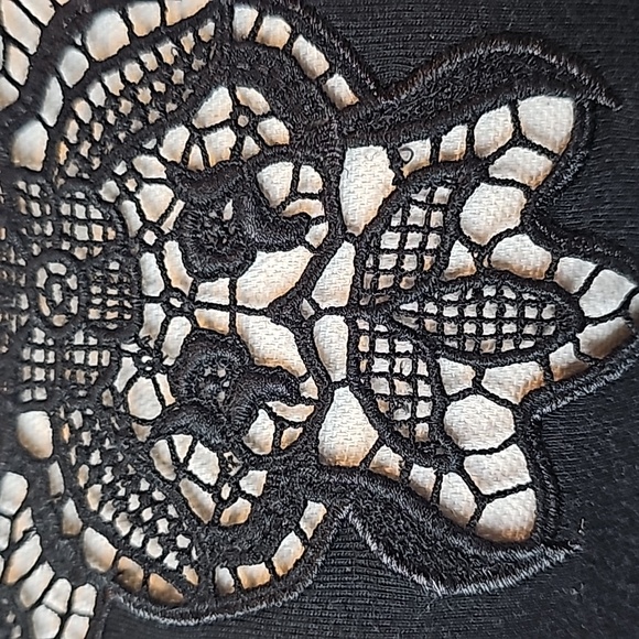 NEW LAUREN RALPH LAUREN BLACK CROCHET SHORT SLEEVE PULLOVER KNIT TOP - Picture 3 of 16